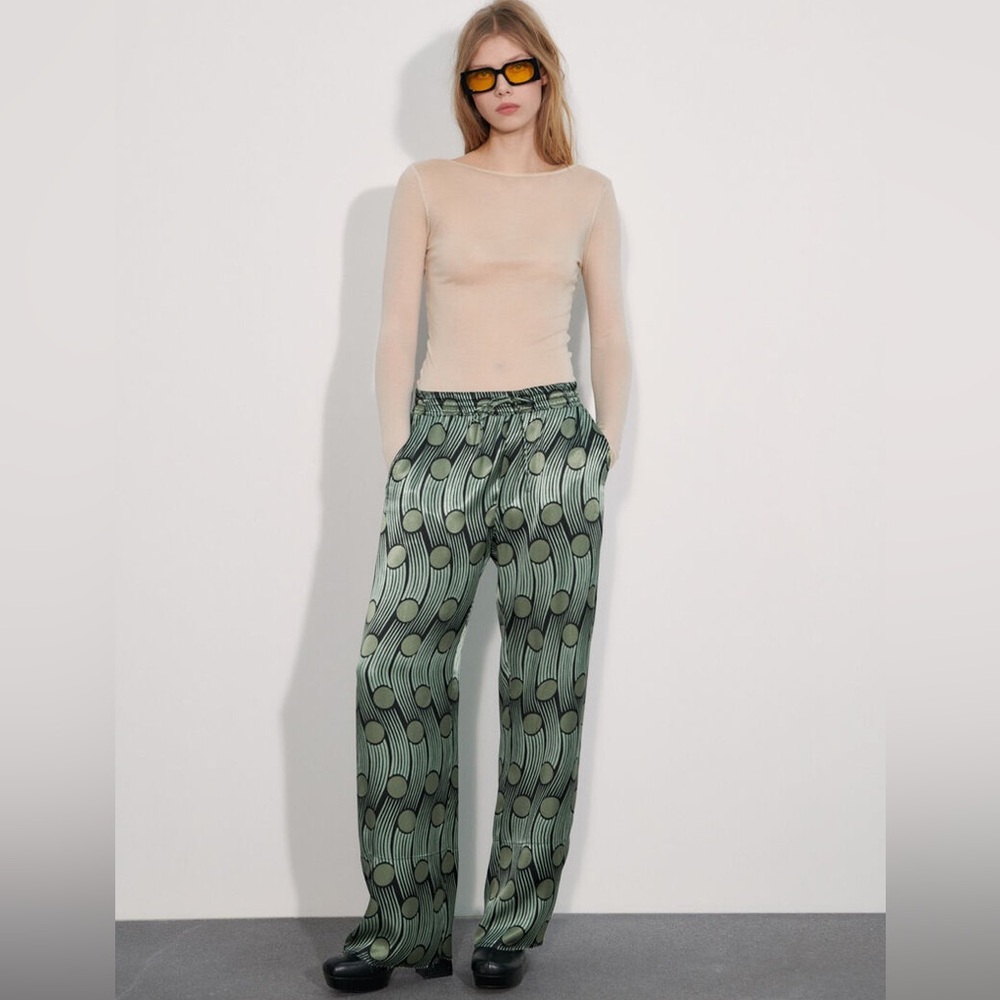 Zara Green Geometric Flowy Pants